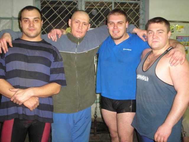 я с парнями из зала