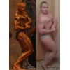 Грудь сбоку