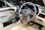 nissanfugahybrid_09.jpg