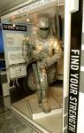 380px_US_Army_powered_armor.jpg
