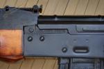 akm001.jpg